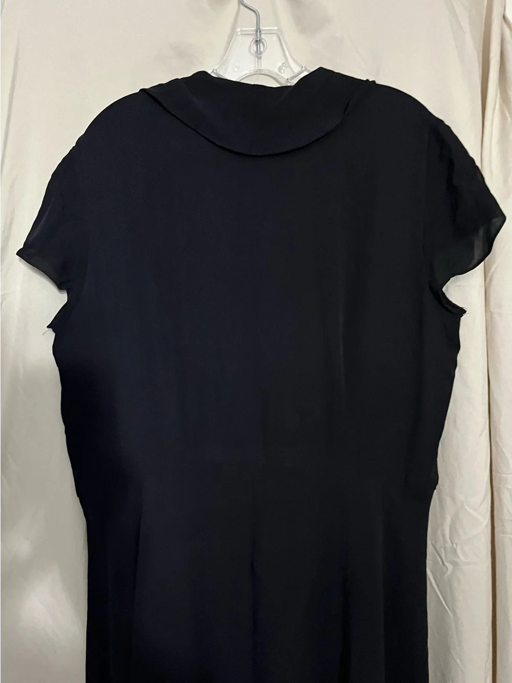 Lauren Ralph Lauren Black Top with Green Label - Picture 5 of 11